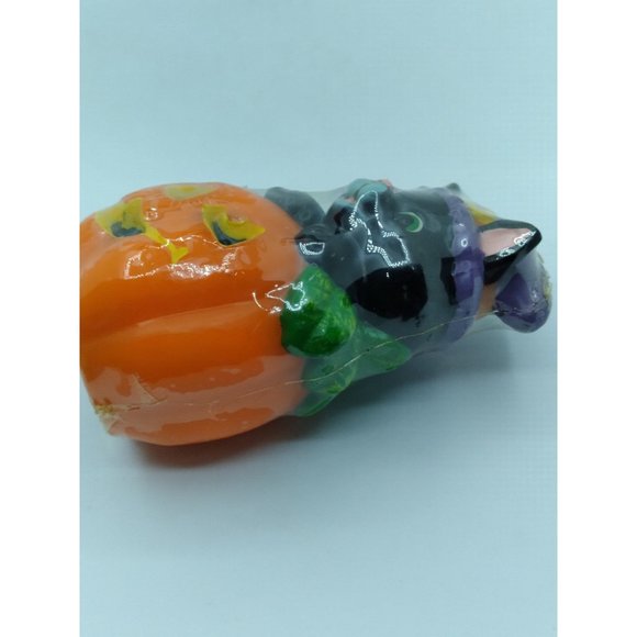 Vintage new old stock Halloween themed Cat on Jack o lantern pumpkin 6" candle - Picture 5 of 10